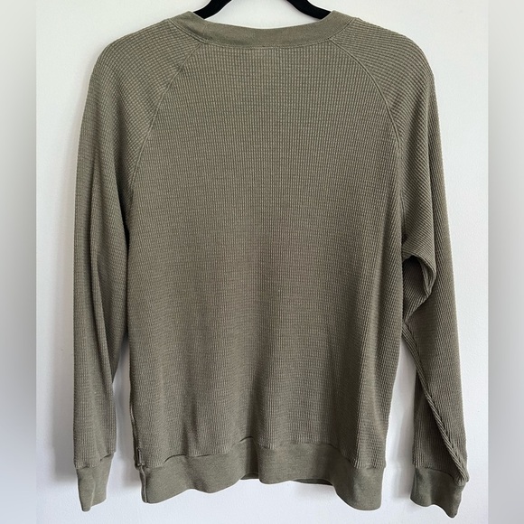 Aritzia Tna Waffle Raglan Longsleeve Lightweight Cotton Sweater Green Small - Picture 5 of 6